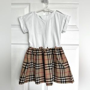 Burberry 2T girls Toddler dress